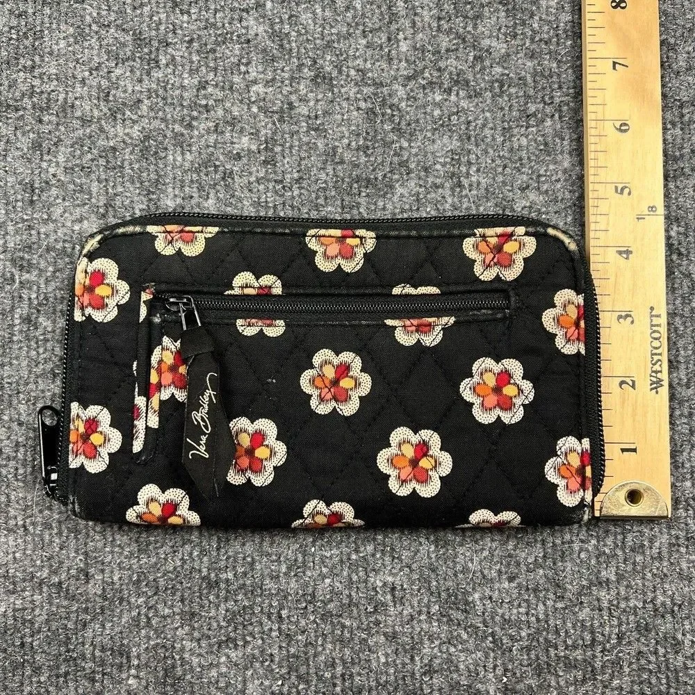 Vera Bradley Wallet Bi-fold Womens Quilted Zippered‎ ID Card Holder Coin Purse